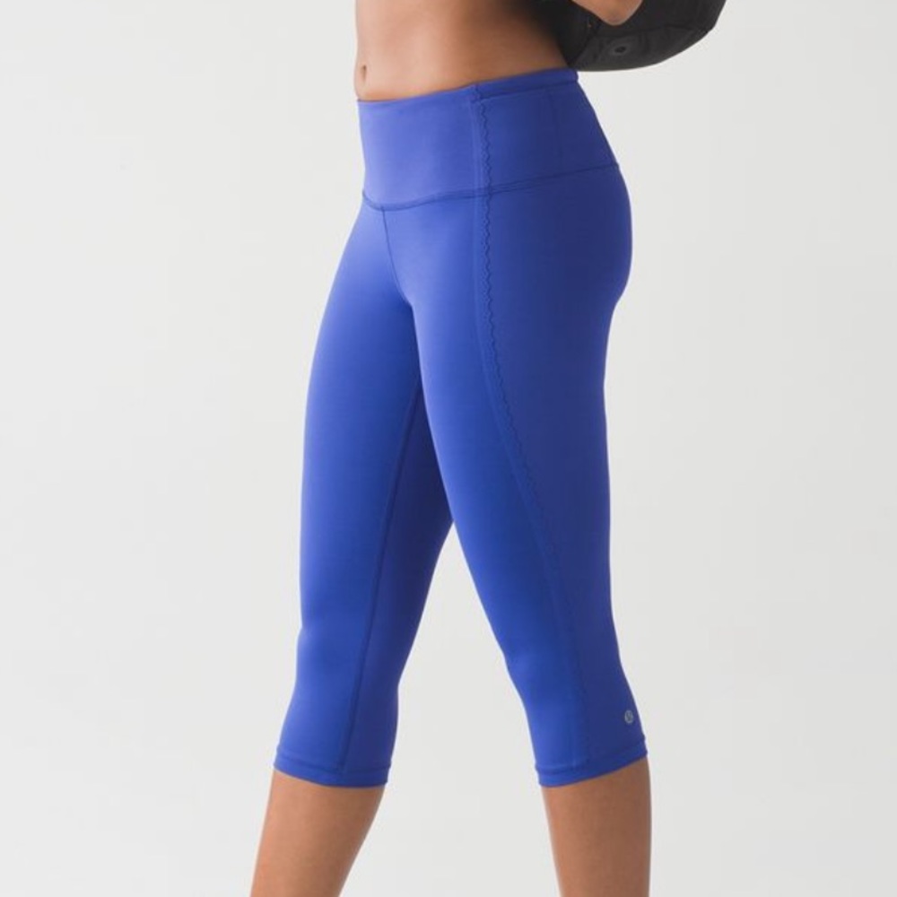 Lululemon Fast Times 17” Crop Sapphire Blue